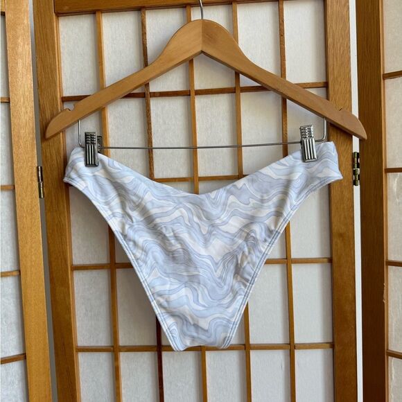 Abercrombie & Fitch Bikini Set | Halter Top - Small | Cheeky Bottom- Medium - Picture 7 of 8